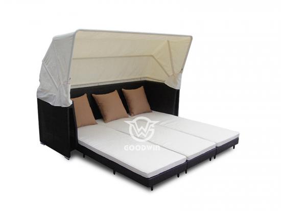 3 Person Canopy Daybed